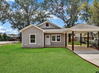 240 Elm St, Winona, TX 75792