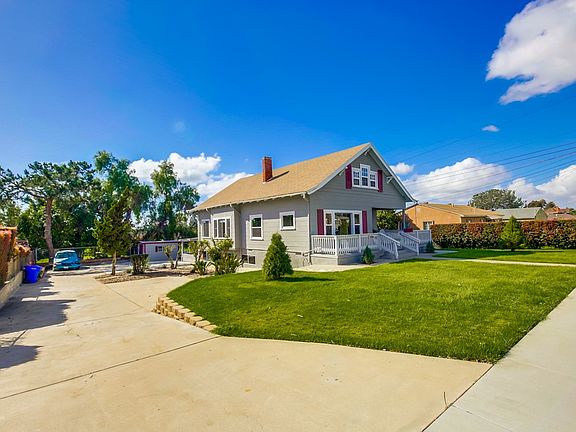 3rd image of 2324 N Ave