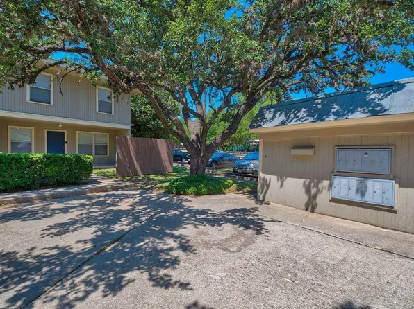 Townsend Apartments, 1215 Townsend Ave #2B-1Ba, San Antonio, TX 78209