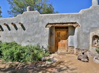 108 Dimas Ln, Taos, NM 87571