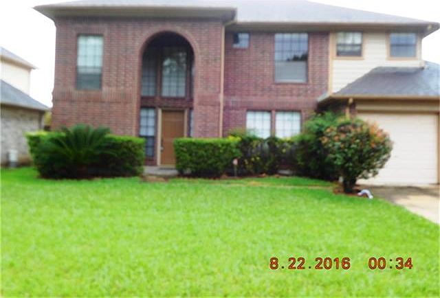 1st image of 7714 Londres Dr