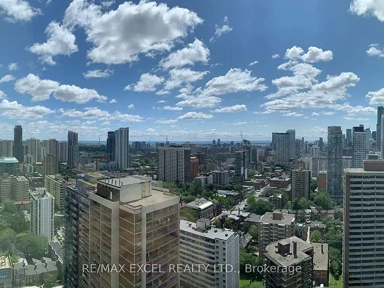 45 Charles St E #3312 — Photo 34