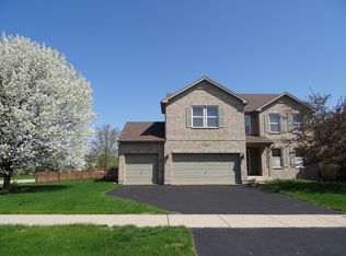 512 Holbrook St, Elburn, IL 60119