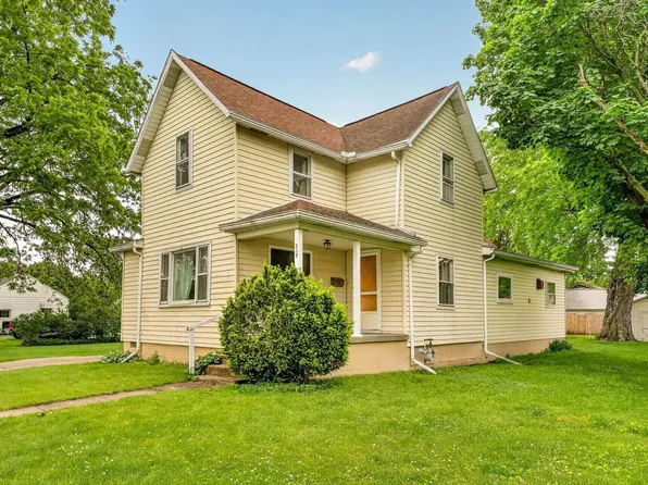 717 E 7th St, Mishawaka, IN 46544