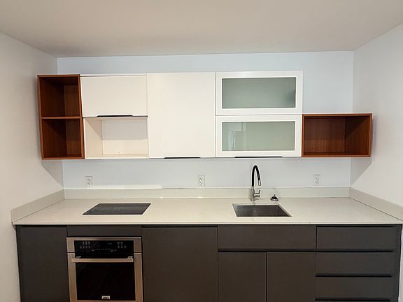 4th image of 35 Springside Ave #2B