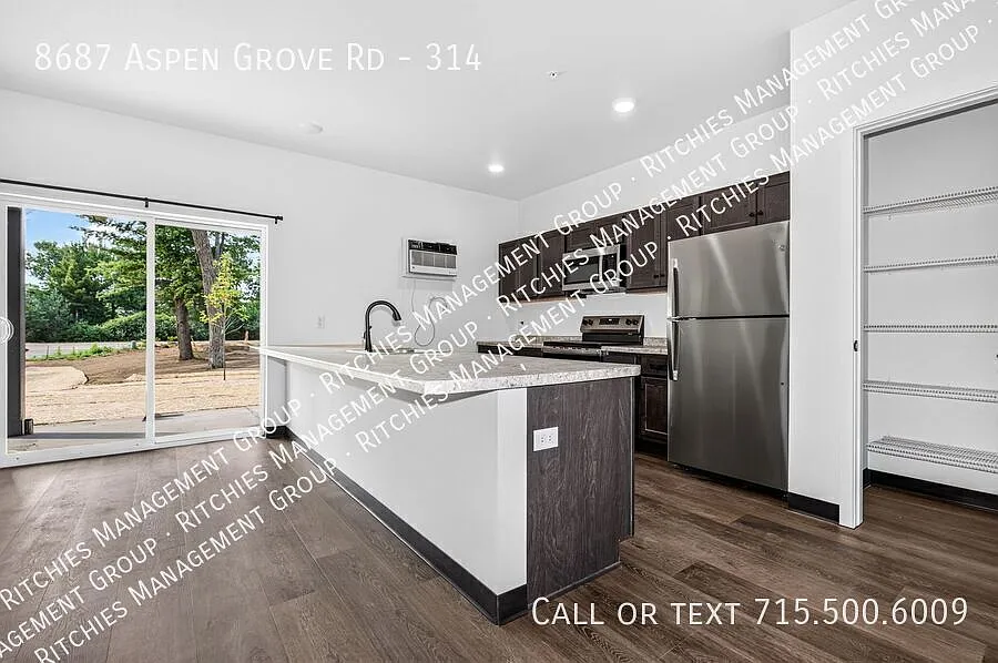 Brand-New Large 2 Bed, 2 Bath Apartment with Garage, Private Entry & In-Unit Laundry — Photo 2