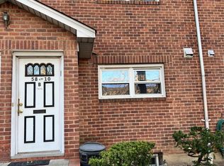 5810B 184th St, Fresh Meadows, NY 11365
