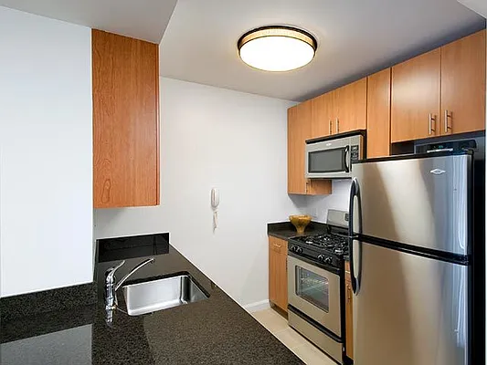 Rented by Big Apple Living | media 10