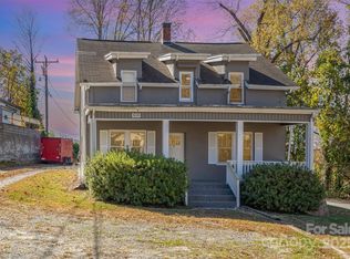 808 Harrisburg Dr SW, Lenoir, NC 28645
