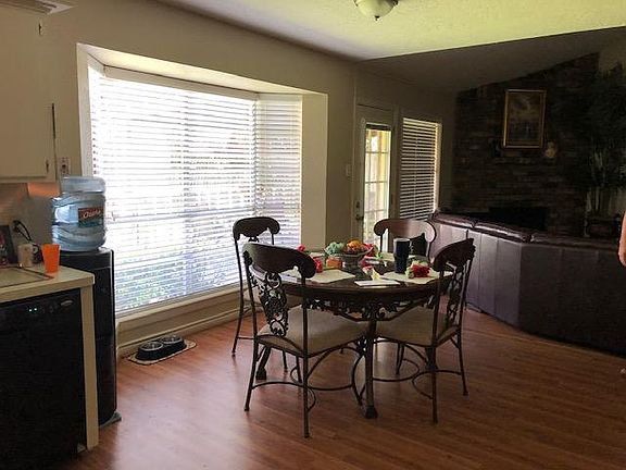 3rd image of 3201 Brookwood Ct