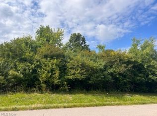 Linda Ln, Sheffield Village, OH 44054