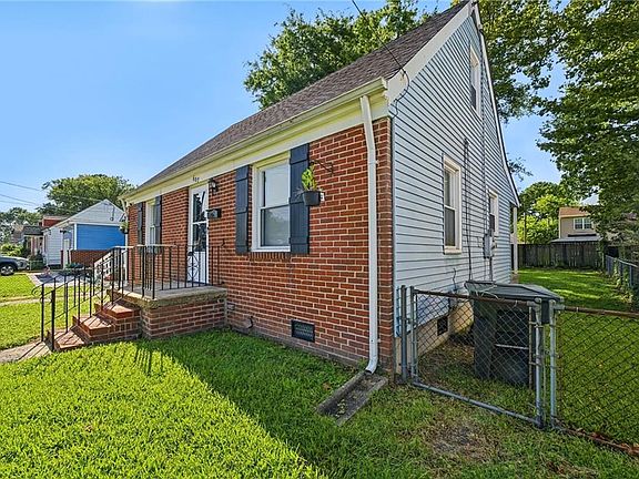 3rd image of 607 Lee St