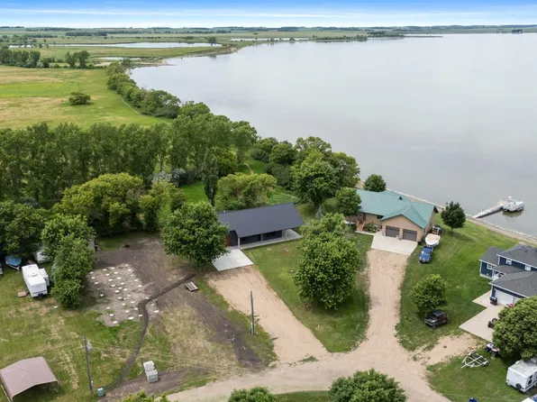 240 Francis Rd, De Smet, SD 57231