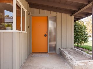 1008 W Riviera Dr, Santa Ana, CA 92706