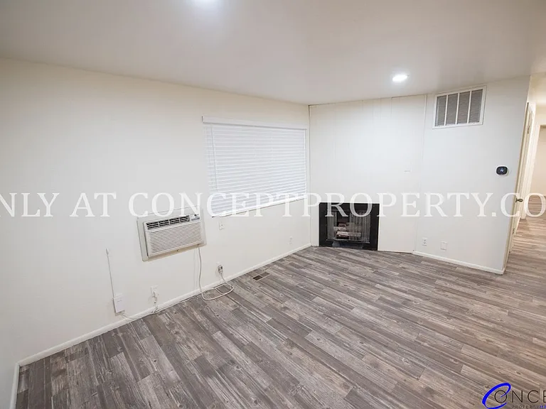 132 E 2nd Ave — Photo 62