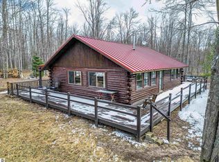6004 Greenway Dr, Frederic, MI 49733