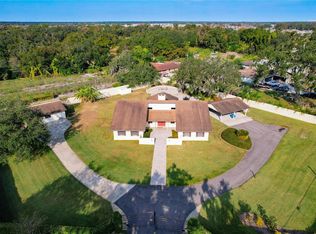 2780 E Sam Allen Rd, Plant City, FL 33565