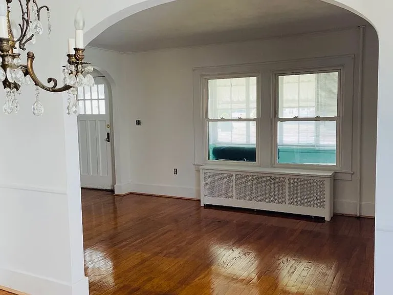 909 Vischer Ave — Photo 18