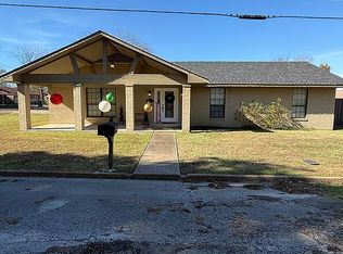 501 N Mount St, Fairfield, TX 75840