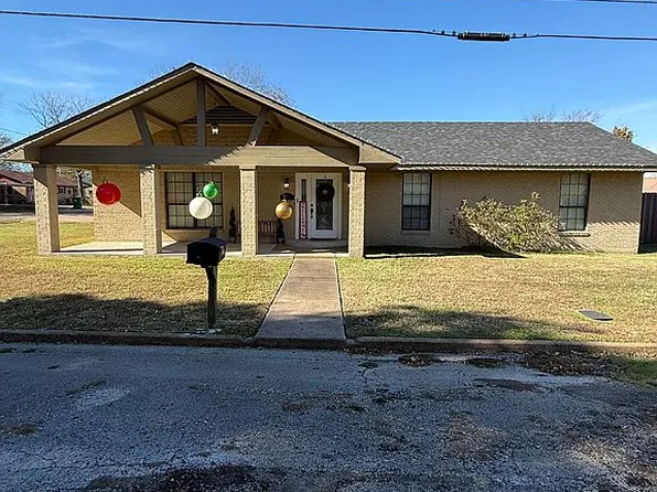 501 N Mount St, Fairfield, TX 75840