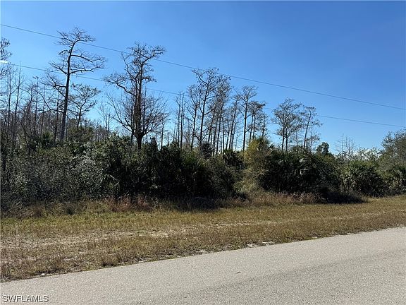 5th image of 449 Greenbriar Blvd