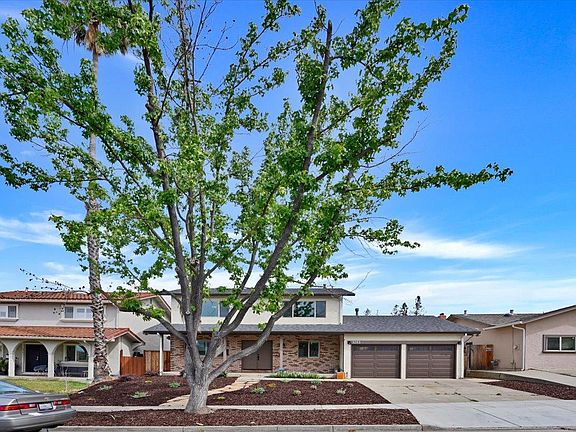 3rd image of 3283 Fronda Dr