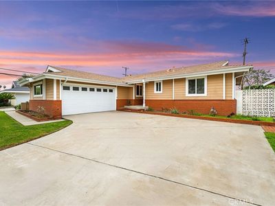 12041 Paseo Bonita, Los Alamitos, CA, 90720