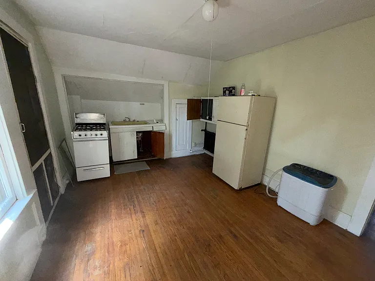 35 Buena Pl #1 — Photo 7