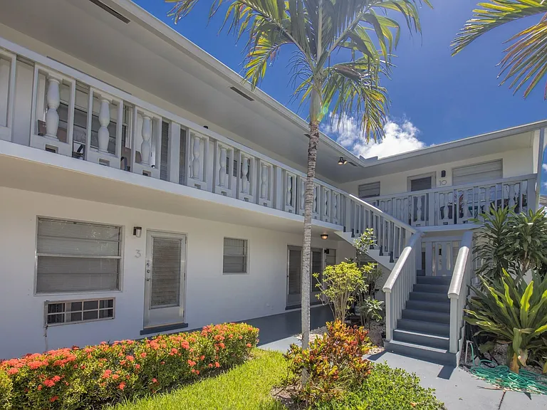 212 N K St Lake Worth, FL 33460 — Photo 4
