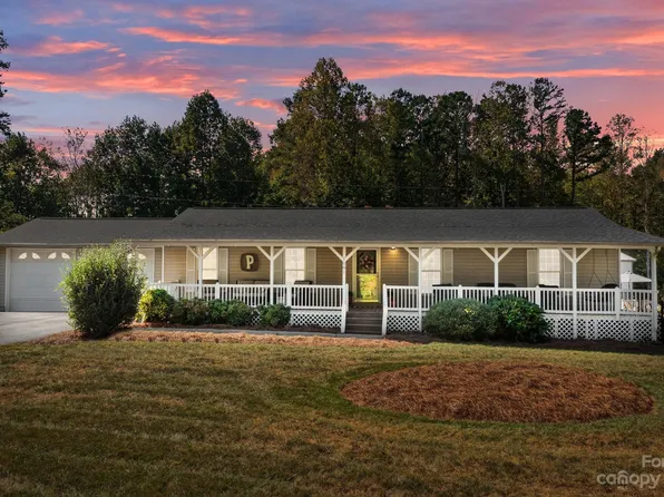 1081 Hazelnut Pl, Mount Ulla, NC 28125