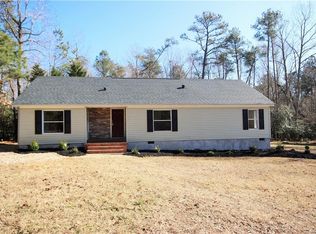 1101 Pierce Ln, West Point, VA 23181
