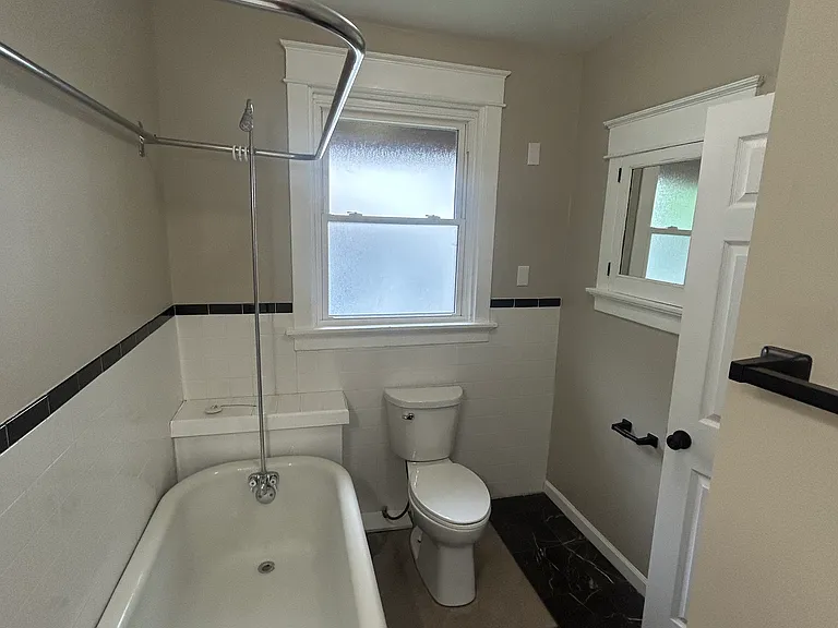 Shower /tub combination