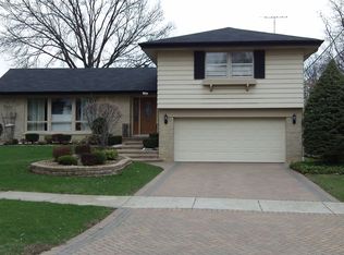 142 E Quincy St, Elmhurst, IL 60126