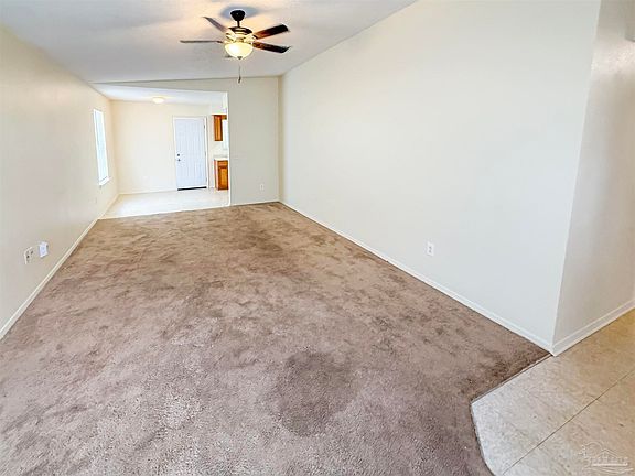 4th image of 8943 Forest Oak Dr