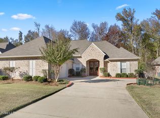 260 Falls Xing, Madison, MS 39110