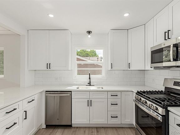 4th image of 10544 Carmela Lane
