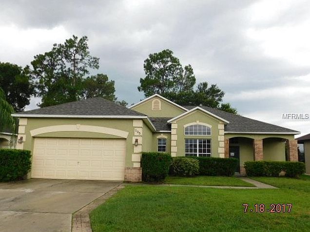 1st image of 135 Boxwood Dr