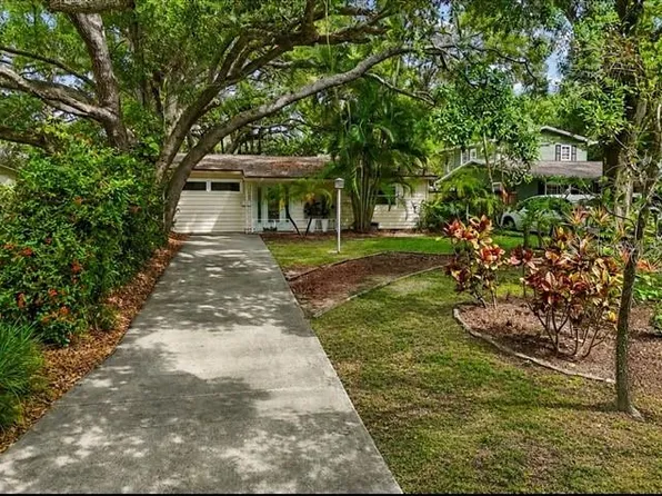 930 Montrose Blvd N, Saint Petersburg, FL 33703