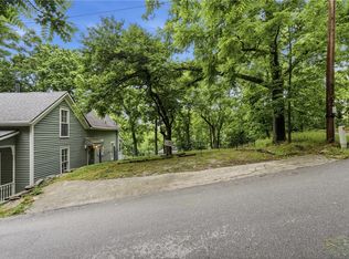 Council St #3, Eureka Springs, AR 72632
