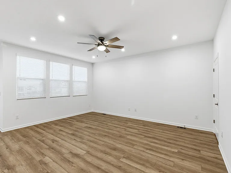 538 Penwell Dr — Photo 8
