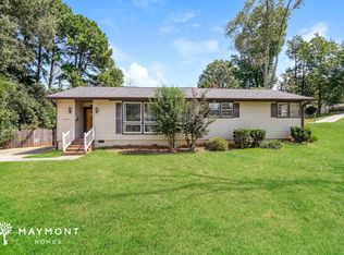 1606 Quail Dr, Greensboro, NC 27408