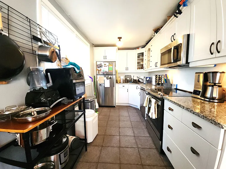 7 Westglow St #7 — Photo 1