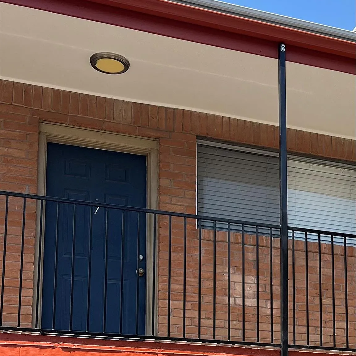 1 bed, 1.0 bath, 4600 sqft, $1,150 — Photo 4