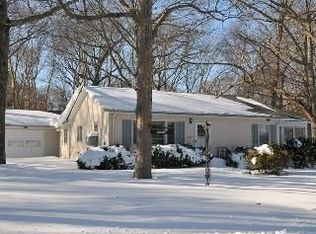 4520 Pequash Ave, Cutchogue, NY 11935