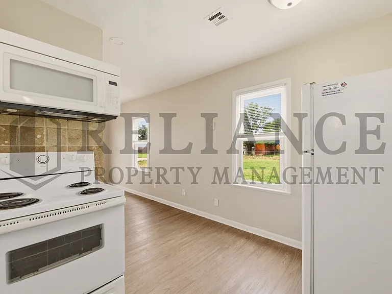 6021 W Newell St — Photo 16