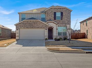 1604 Waggoner Dr, Aubrey, TX 76227