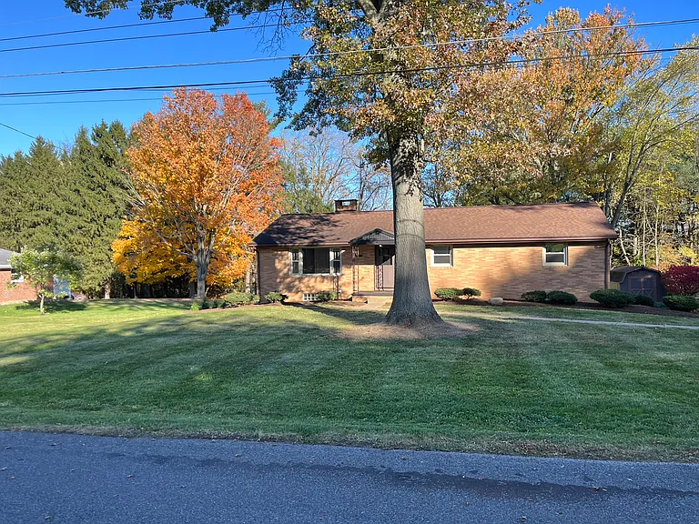 Valley View Dr — Photo 7