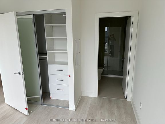 4th image of 15 Mercer St #3207