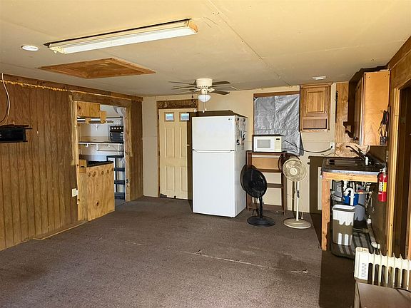 4th image of 170 Bays Bend Rd