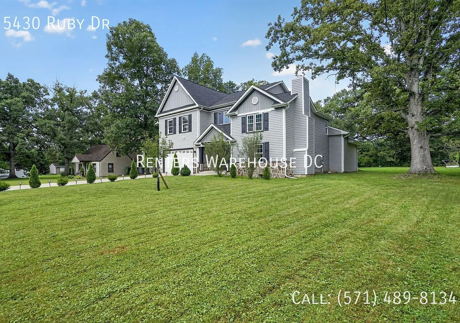 Luxury Living in Fairfax: Spacious 6BR Home Available Now — Photo 2